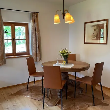 Chalet Klösterle Haus Egon *